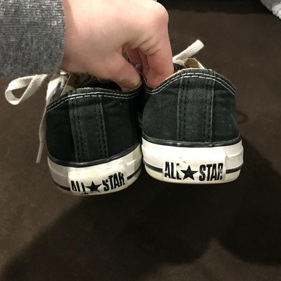 Converse women’s size 7 - Picture 4 of 6